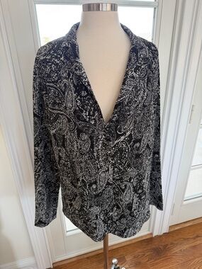 Black & White Paisley Open-Front Blazer